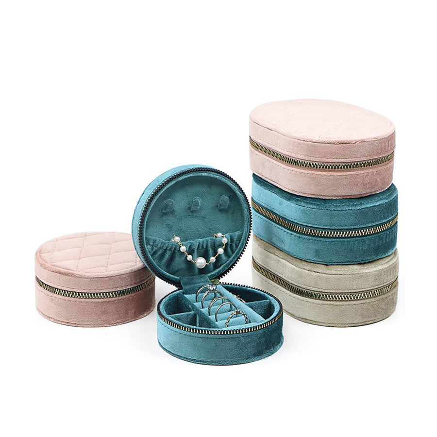 Portagioie da viaggio in vellu - Accessories Travel Jewelry Box recensione e prezzo