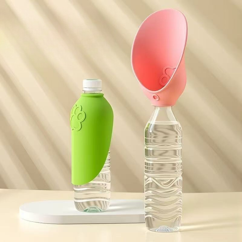 Dispenser d'Acqua Portatile pe - Travel Accessories Dog recensione e prezzo